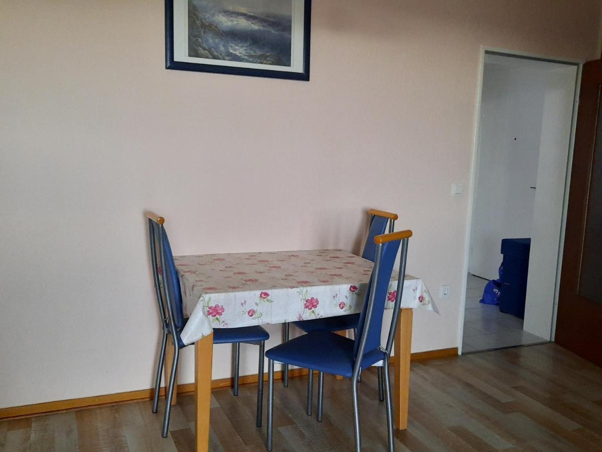 48 Qm Whole Apartment To Rent Out Near Ini And Mhh Hanóver Exterior foto